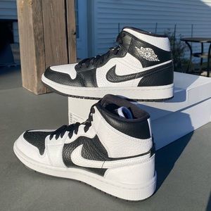 Nike Black and White Jordan 1
